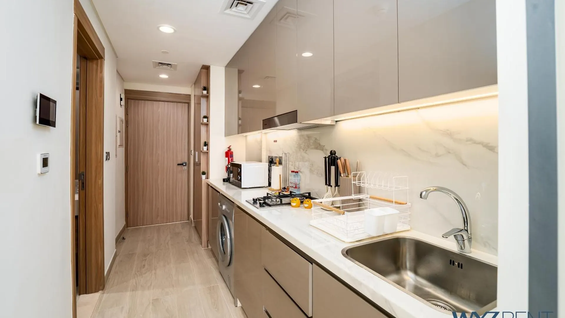 Amazing Studio In Azizi Riviera 9,City & Pool View Dubai Apartment